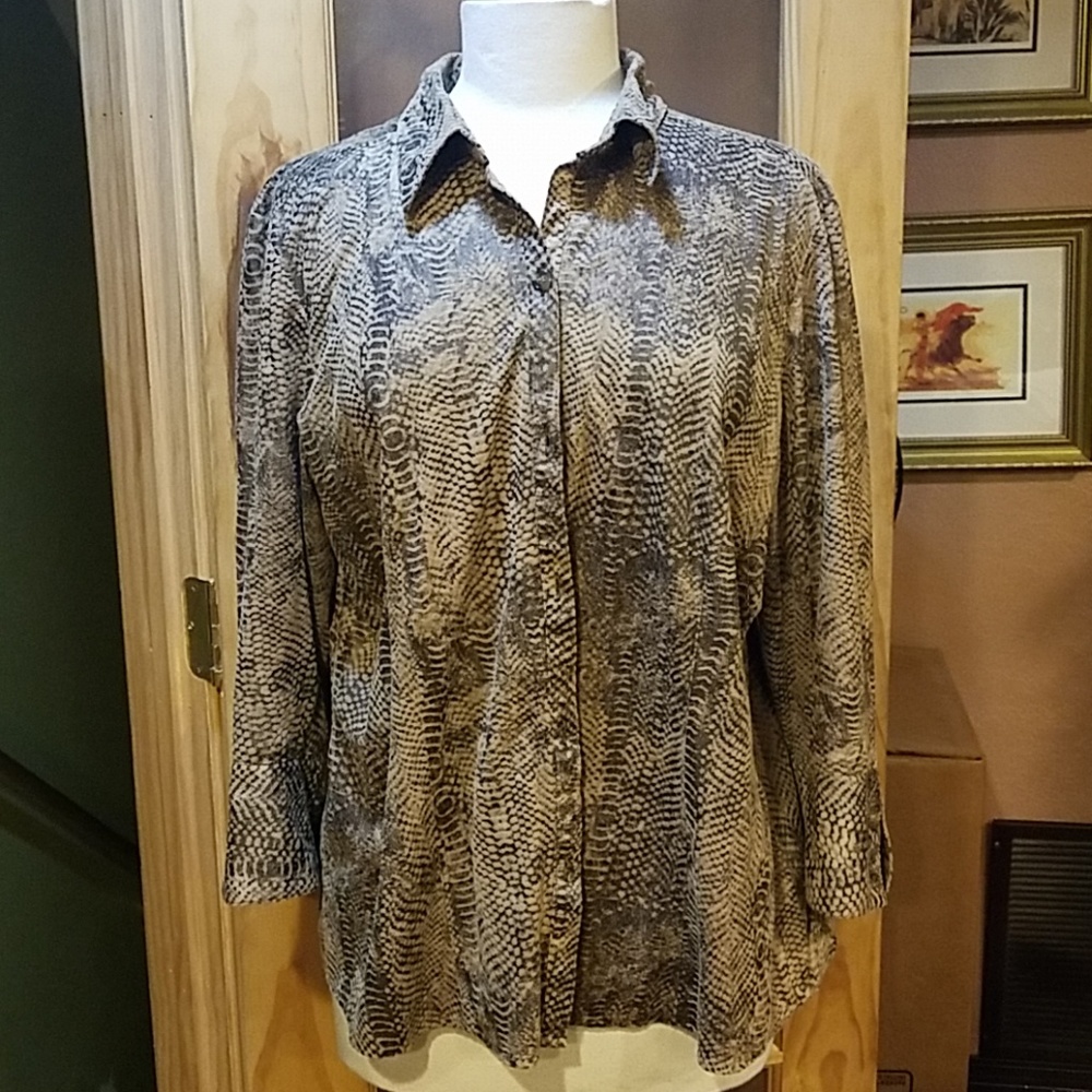 Faux leather/sued snake print